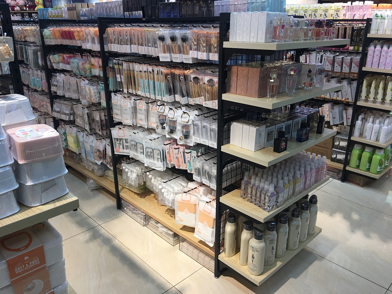 開(kāi)一家NOME風(fēng)格日用品店 從貨架到運(yùn)營(yíng)的全面準(zhǔn)備指南